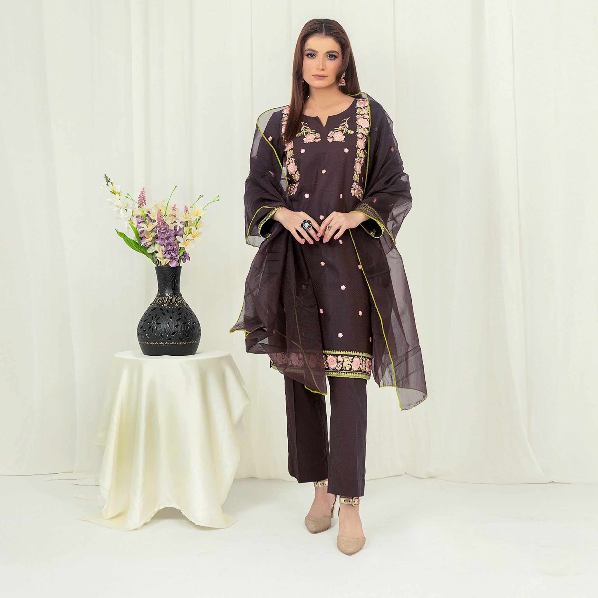 Elegant Embroidered Black Two-Piece Suit with Organza Dupatta