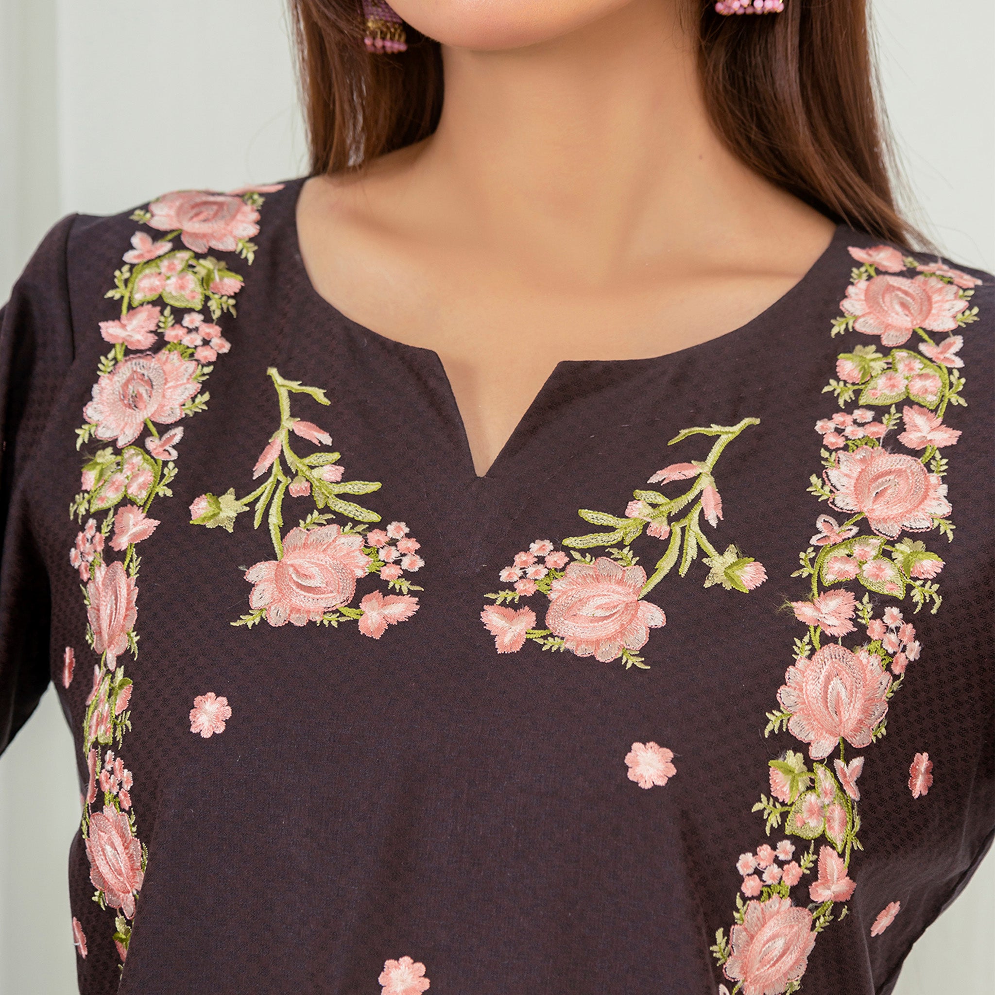 Elegant Embroidered Black Two-Piece Suit with Organza Dupatta