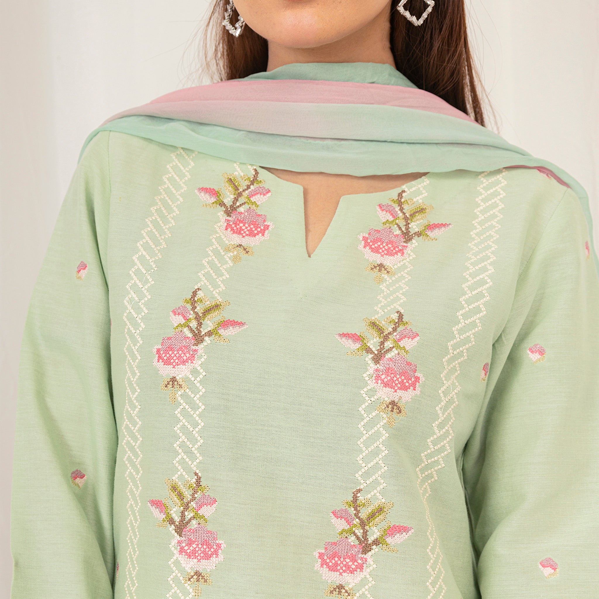 Pista Green Embroidered 2-Piece Suit