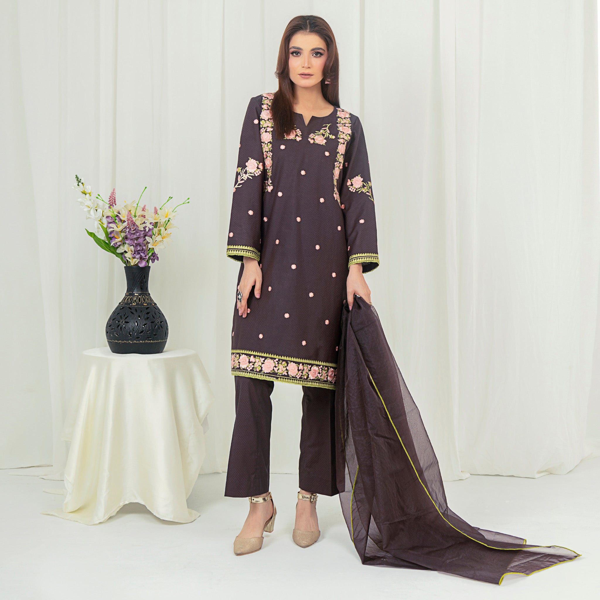 Elegant Embroidered Black Two-Piece Suit with Organza Dupatta