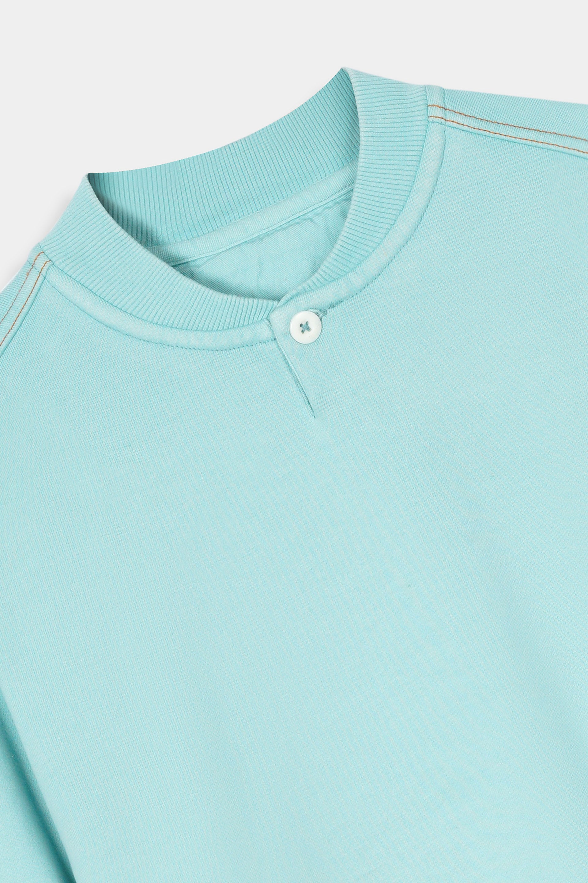 ONE BUTTON SWEATSHIRT